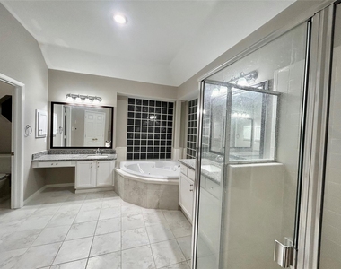 16807 Laguna Springs Drive - Photo Thumbnail 34