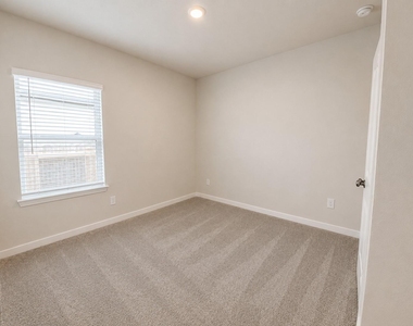 25436 Blossom Court - Photo Thumbnail 20