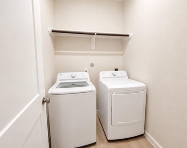 25436 Blossom Court - Photo Thumbnail 15