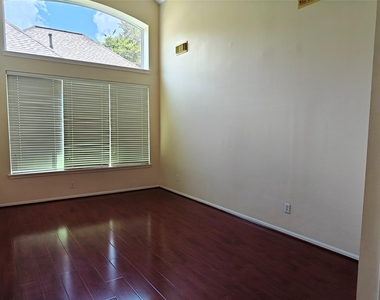 15319 Truslow Point Lane - Photo Thumbnail 33