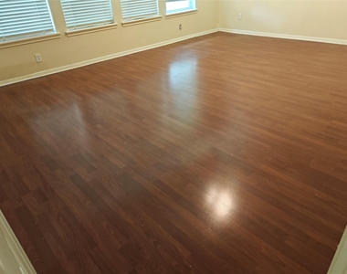 15319 Truslow Point Lane - Photo Thumbnail 16