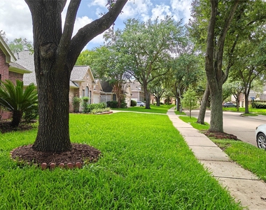 15319 Truslow Point Lane - Photo Thumbnail 1