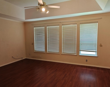 15319 Truslow Point Lane - Photo Thumbnail 17
