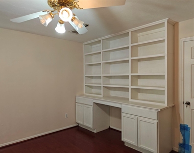 15319 Truslow Point Lane - Photo Thumbnail 30