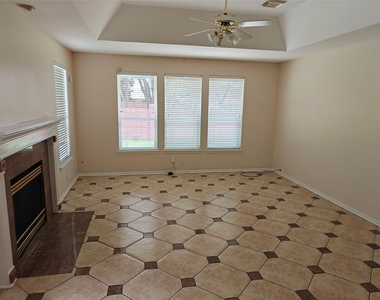 15319 Truslow Point Lane - Photo Thumbnail 13