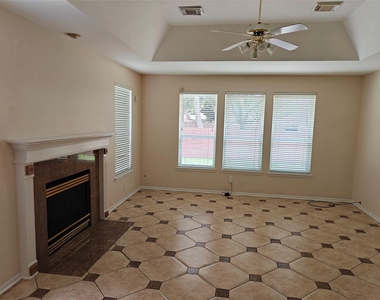15319 Truslow Point Lane - Photo Thumbnail 14