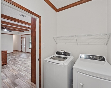 20798 Stevens Street - Photo Thumbnail 5