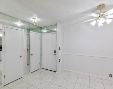 2601 Bellefontaine Street - Photo Thumbnail 9