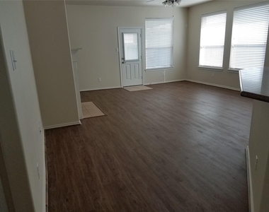 25814 Orchard Knoll Lane - Photo Thumbnail 10