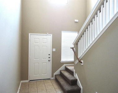 19214 Sagebrush Valley Lane - Photo Thumbnail 5