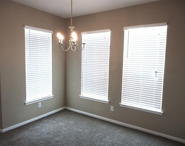 19214 Sagebrush Valley Lane - Photo Thumbnail 3