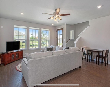 18225 Crystal Knoll Drive - Photo Thumbnail 2