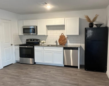 16528 Jasmine Marie Place - Photo Thumbnail 11