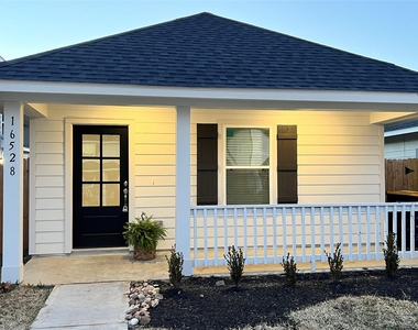 16528 Jasmine Marie Place - Photo Thumbnail 1