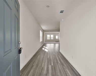 587 Firemoon Street - Photo Thumbnail 2
