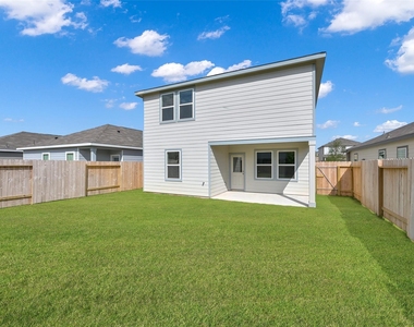 587 Firemoon Street - Photo Thumbnail 29
