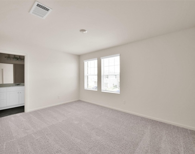 587 Firemoon Street - Photo Thumbnail 18