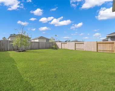 587 Firemoon Street - Photo Thumbnail 28