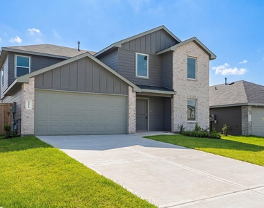 40818 Hawthorne Glades Street - Photo Thumbnail 1