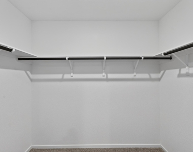 40818 Hawthorne Glades Street - Photo Thumbnail 23
