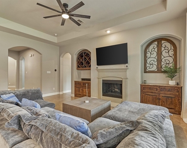 184 W Heritage Mill Circle - Photo Thumbnail 17