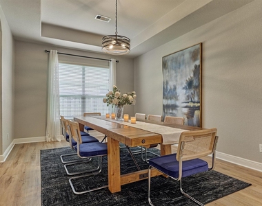 184 W Heritage Mill Circle - Photo Thumbnail 12