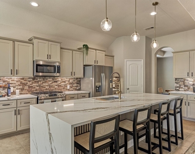184 W Heritage Mill Circle - Photo Thumbnail 19