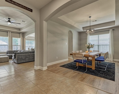 184 W Heritage Mill Circle - Photo Thumbnail 10