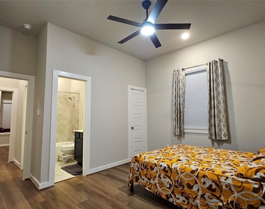 18218 Bluebird Branch Lane - Photo Thumbnail 9