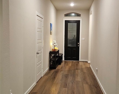18218 Bluebird Branch Lane - Photo Thumbnail 5