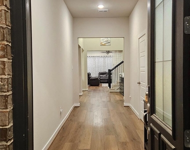 18218 Bluebird Branch Lane - Photo Thumbnail 2