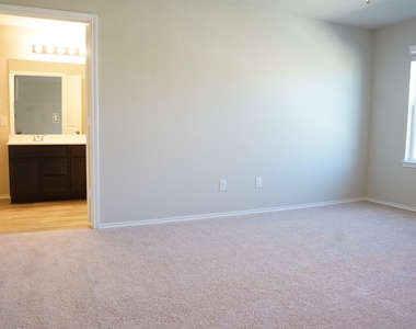 15810 Perthshire Creek Dr - Photo Thumbnail 24