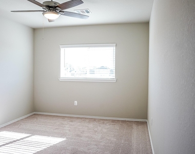 15810 Perthshire Creek Dr - Photo Thumbnail 14