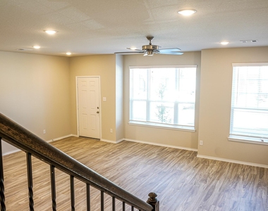 15810 Perthshire Creek Dr - Photo Thumbnail 11