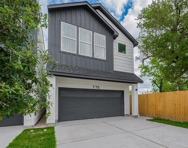 776 Mansfield St - Photo Thumbnail 1