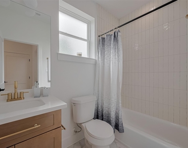 776 Mansfield St - Photo Thumbnail 28
