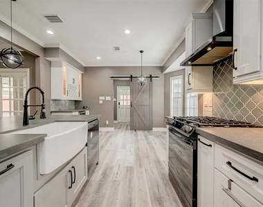 22114 Rockchester Drive - Photo Thumbnail 17