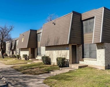 11349 Newkirk Street - Photo Thumbnail 1