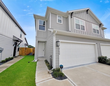 27939 Western Creek Court - Photo Thumbnail 26