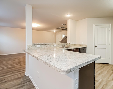2751 Madison Court - Photo Thumbnail 2