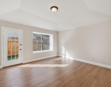 5530 Oak Falls Drive - Photo Thumbnail 27