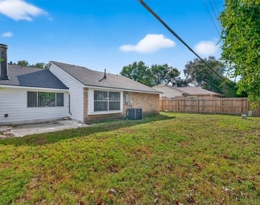 5530 Oak Falls Drive - Photo Thumbnail 36
