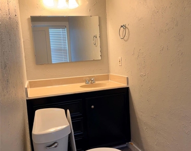 5003 Terry Street - Photo Thumbnail 16