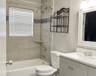5003 Terry Street - Photo Thumbnail 10