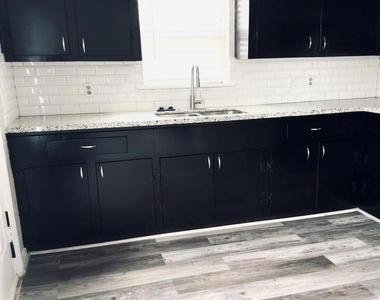 5003 Terry Street - Photo Thumbnail 9