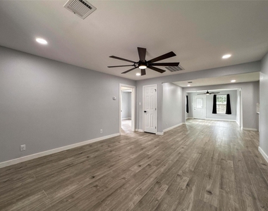 730 Dunkley Drive - Photo Thumbnail 15