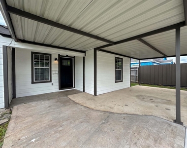 730 Dunkley Drive - Photo Thumbnail 2
