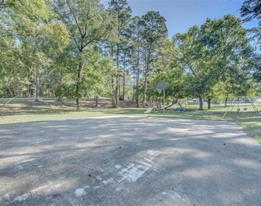 406 Noel - Photo Thumbnail 40