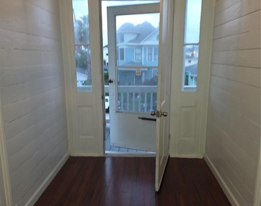 1614 Market Street - Photo Thumbnail 2