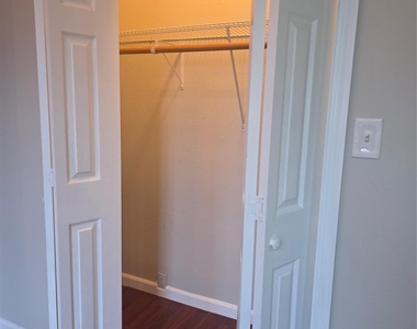 1614 Market Street - Photo Thumbnail 9